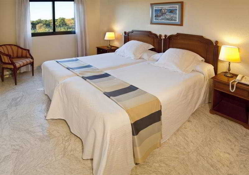 Aparthotel Convencion-Barajas Madrid Habitación foto